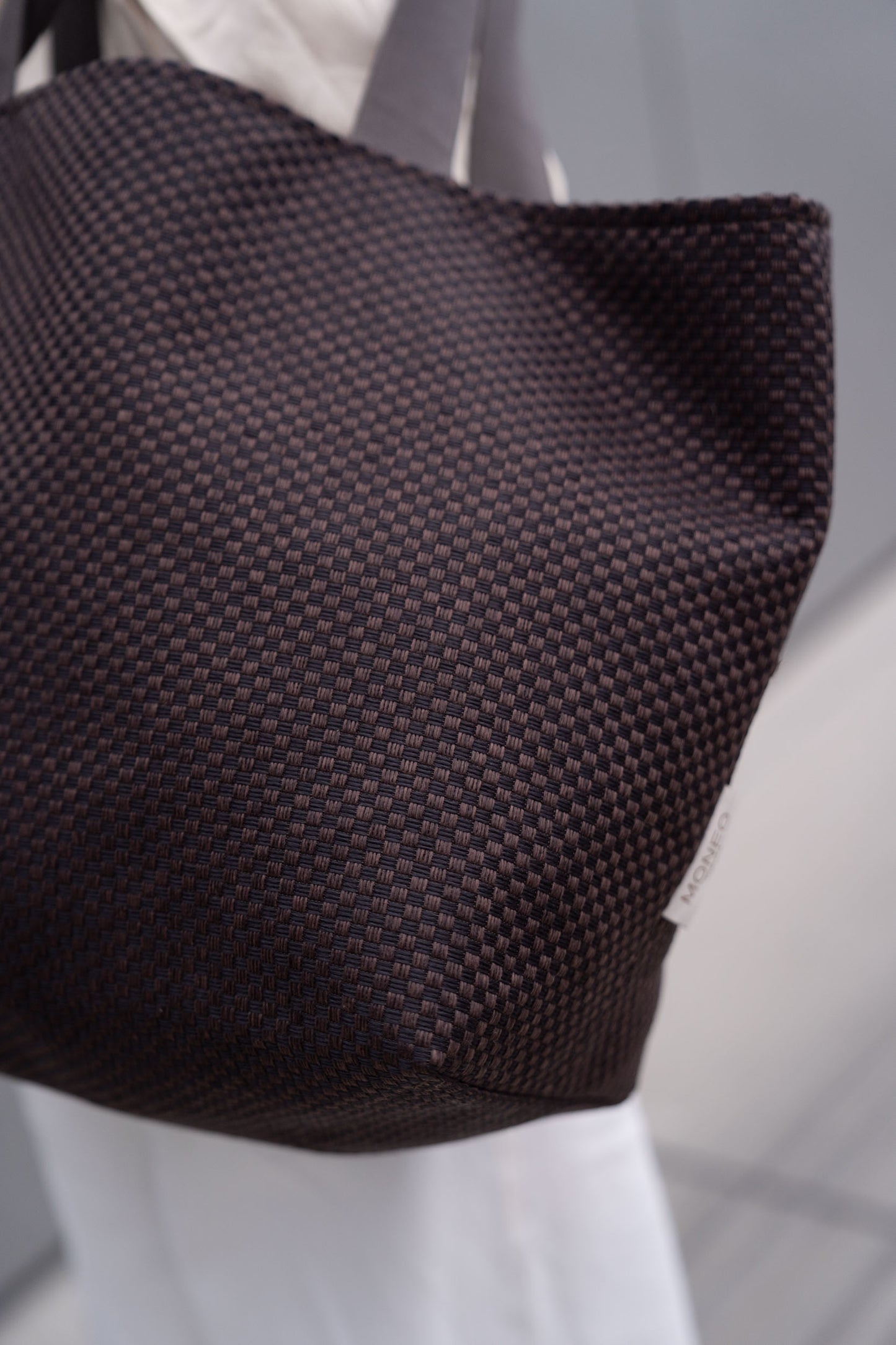 CHOCOLATE DARK BROWN city bag