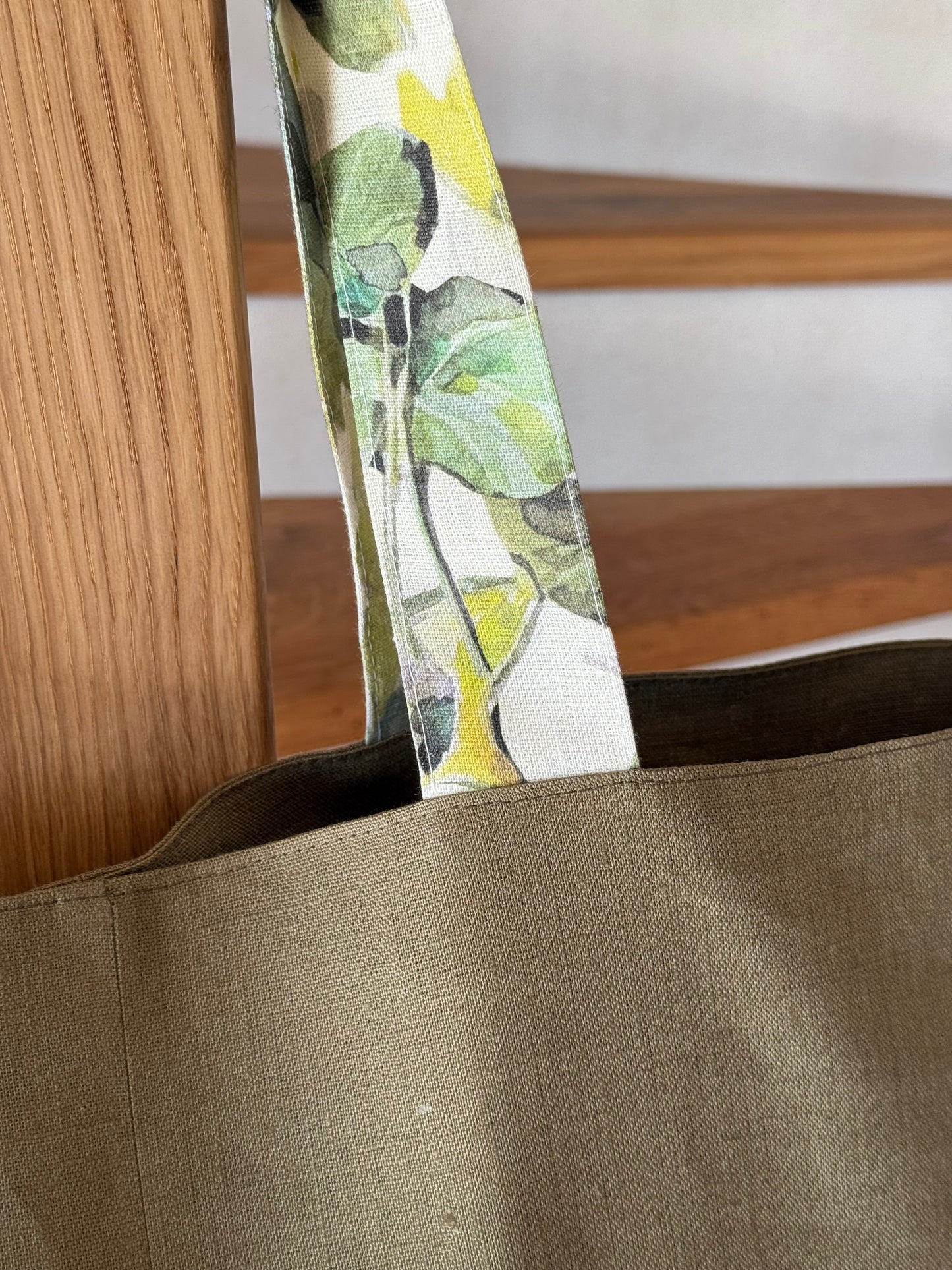 LINEN MOSS TOTE