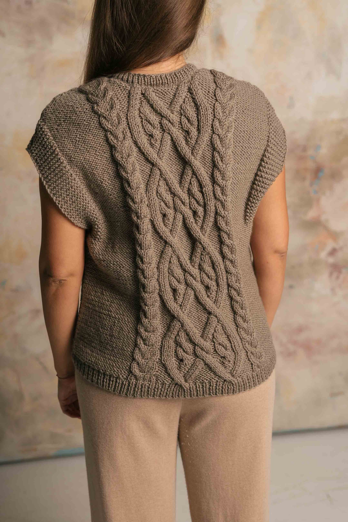 GREY CHUNKY HAND KNITTED VEST