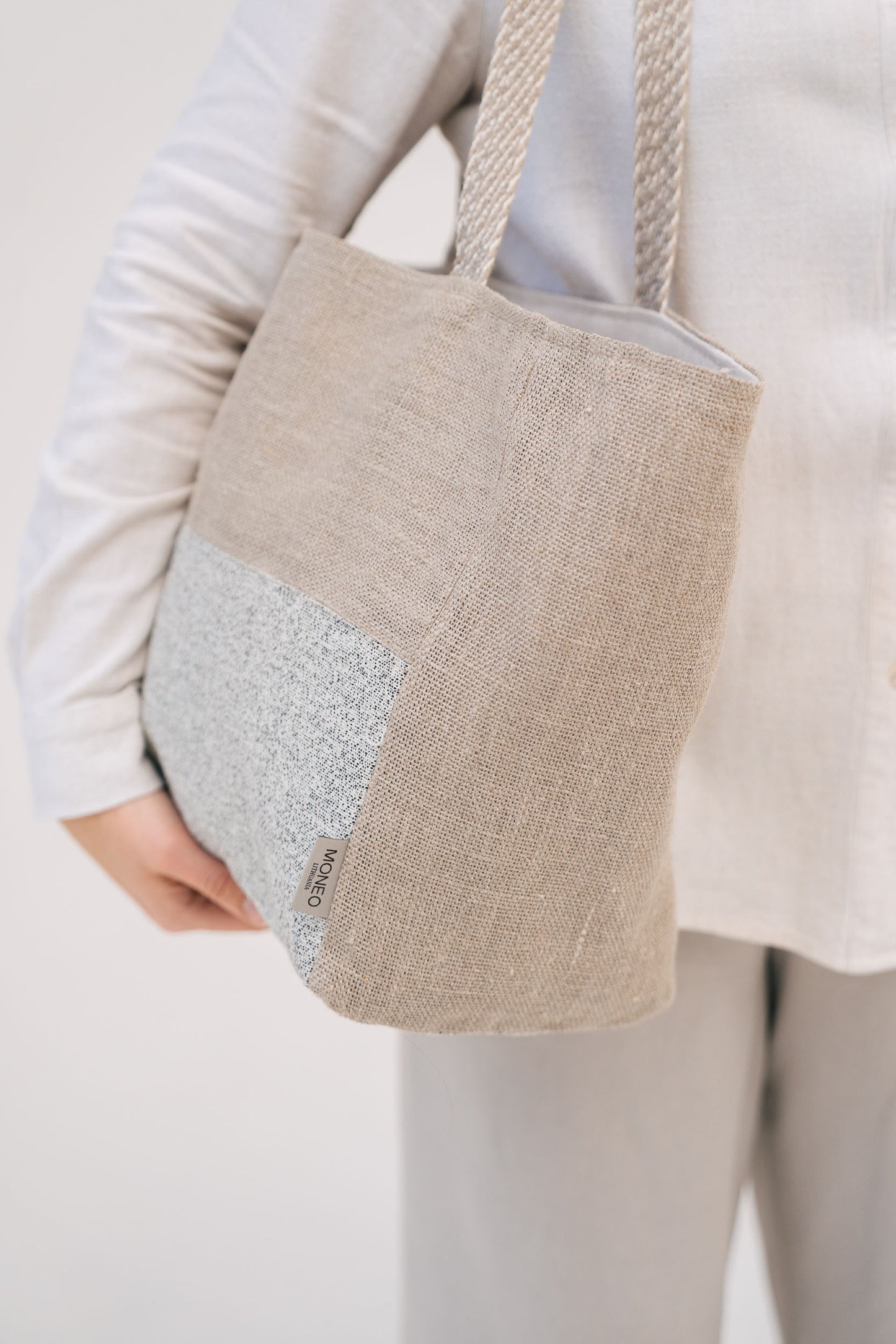 LINEN TOTE