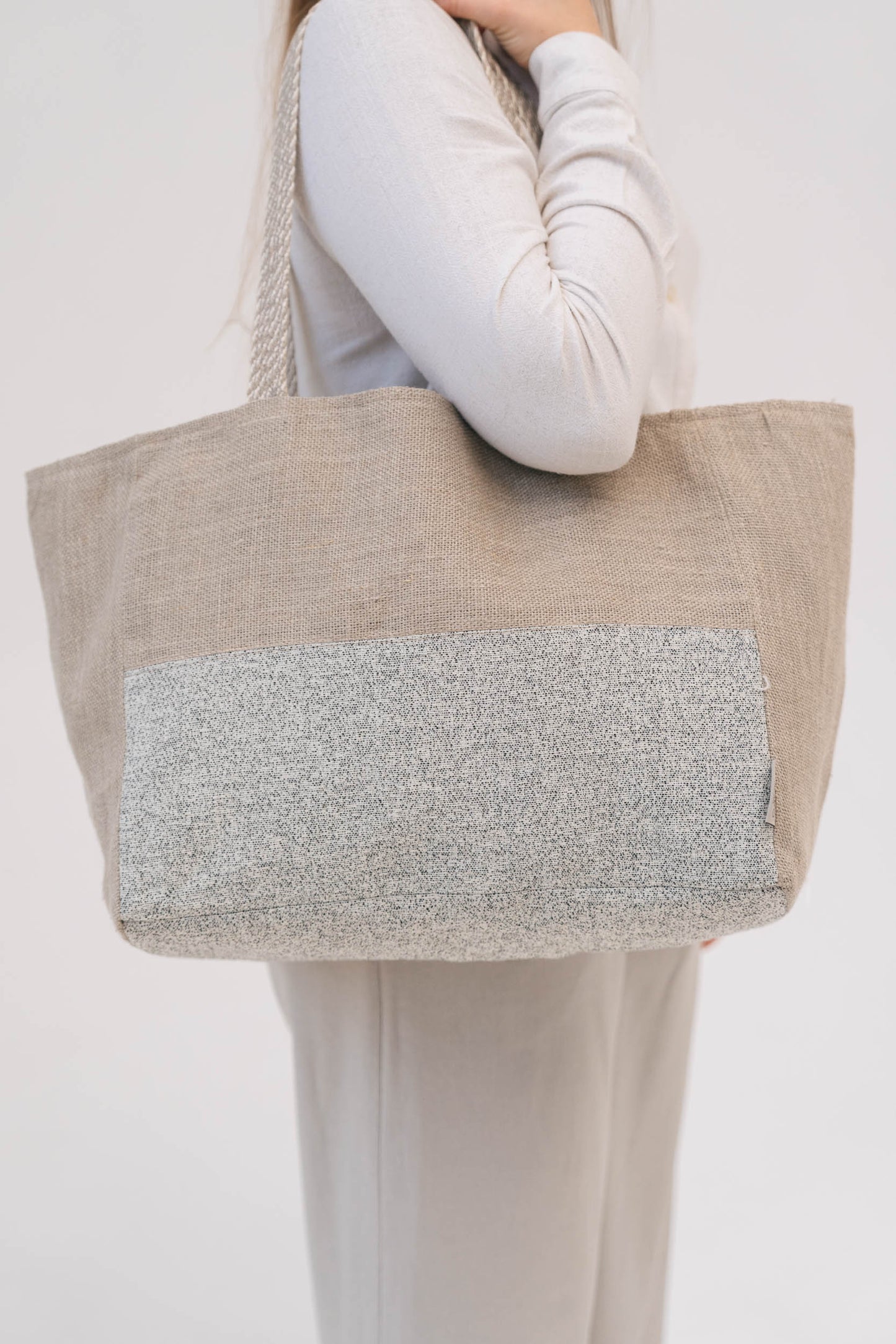 LINEN TOTE