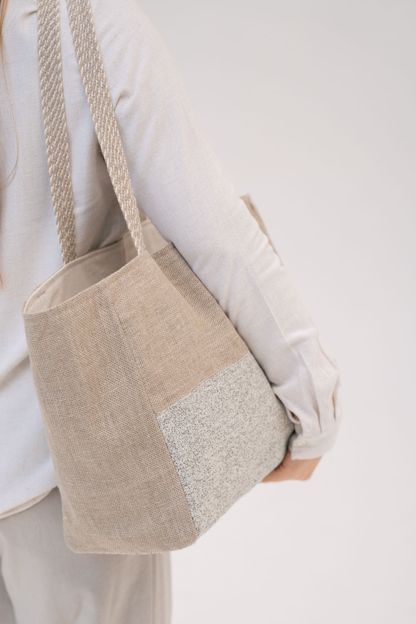 LINEN TOTE