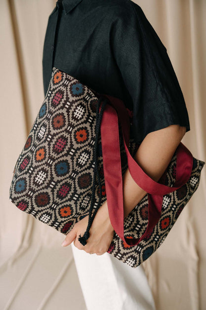 MEDINA SHOULDER BAG